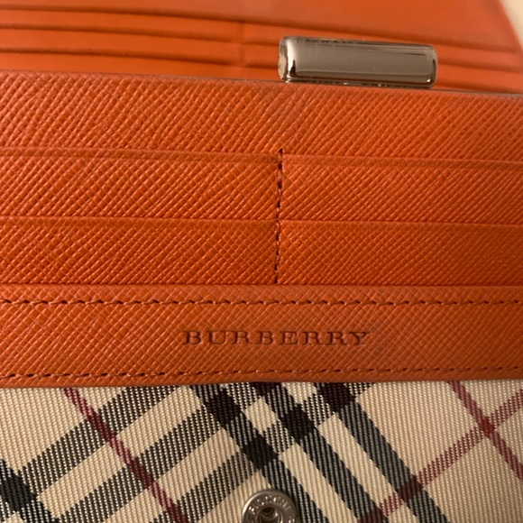Burberry wallet - Picture 6 of 16